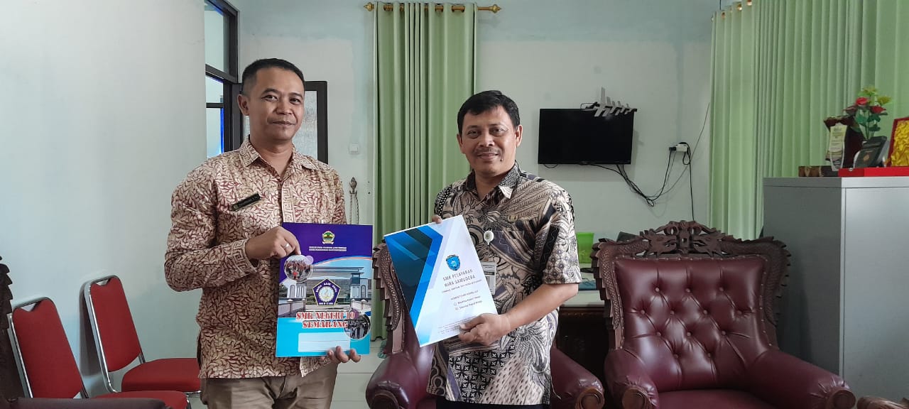 Penandatangan MOU Kerjasama SMKN 10 Semarang dengan SMK Pelayaran Wira Samudera