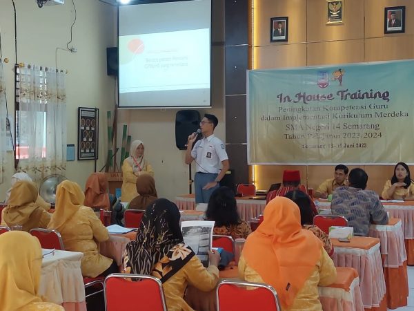 Kuatkan Kompetensi Guru, SMAN 14 Semarang Adakan Pelatihan