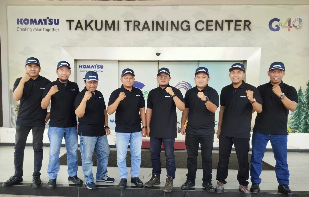 Guru SMKN 10 Semarang Raih Juara 2 Program Upskilling dan Reskilling BMTI