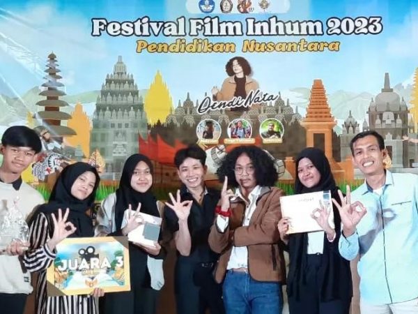 SMAN 1 Bergas Juara 3 Festival Film INHUM UNDIP 2023