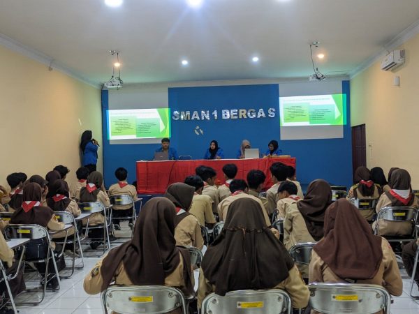 Sosialisasi Pendidikan Anti Korupsi di SMAN 1 Bergas