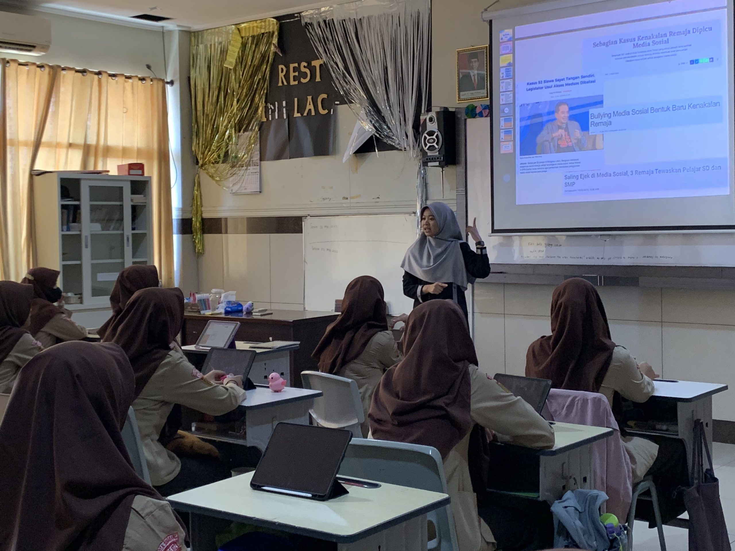 SMAHA Genzees : Bijak Bersosial Media, Cegah Dampak Buruk di Dunia Maya