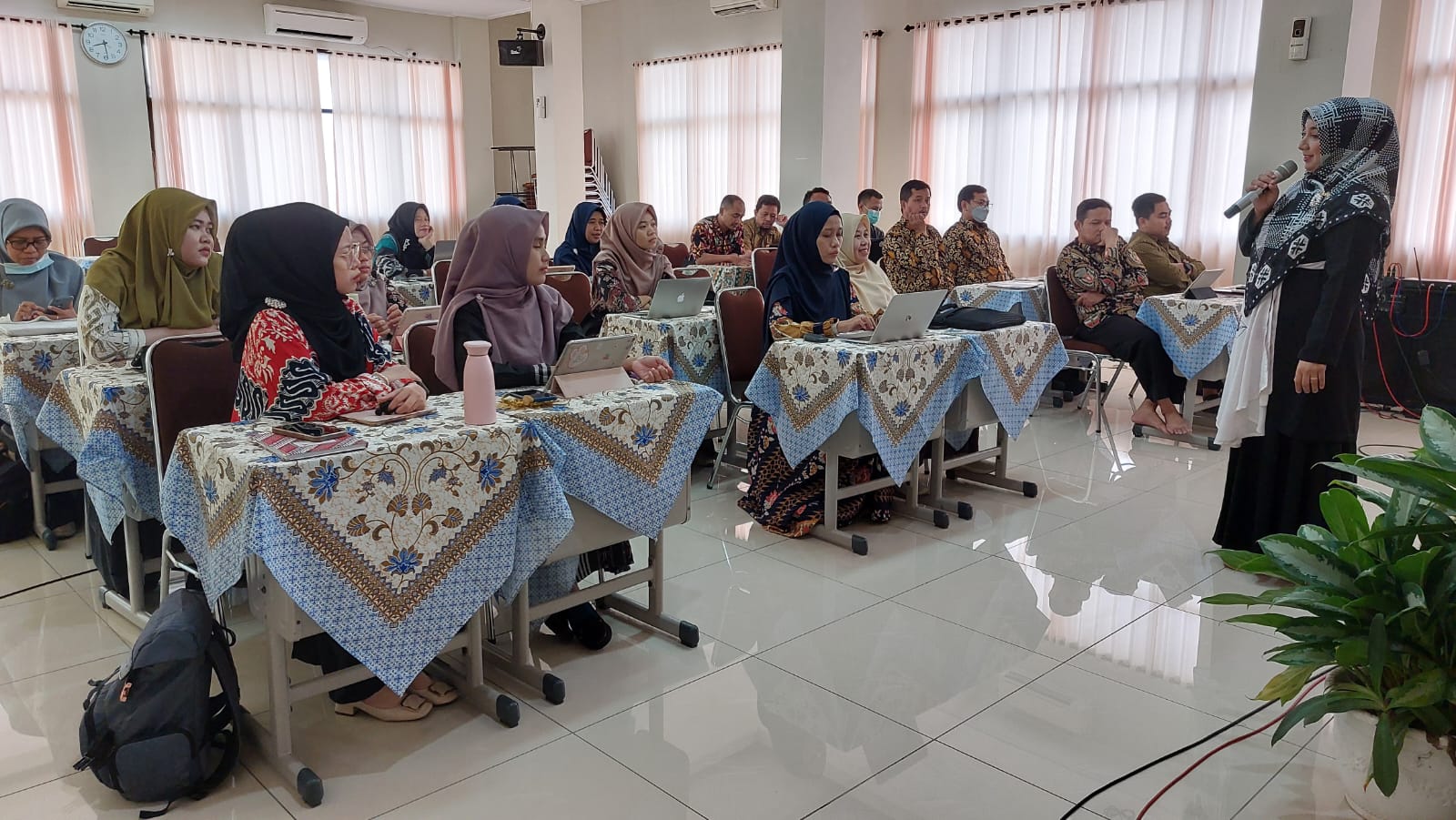 SMAHA Gelar Workshop Clasroom Management SMAHA Gelar Workshop Clasroom Management