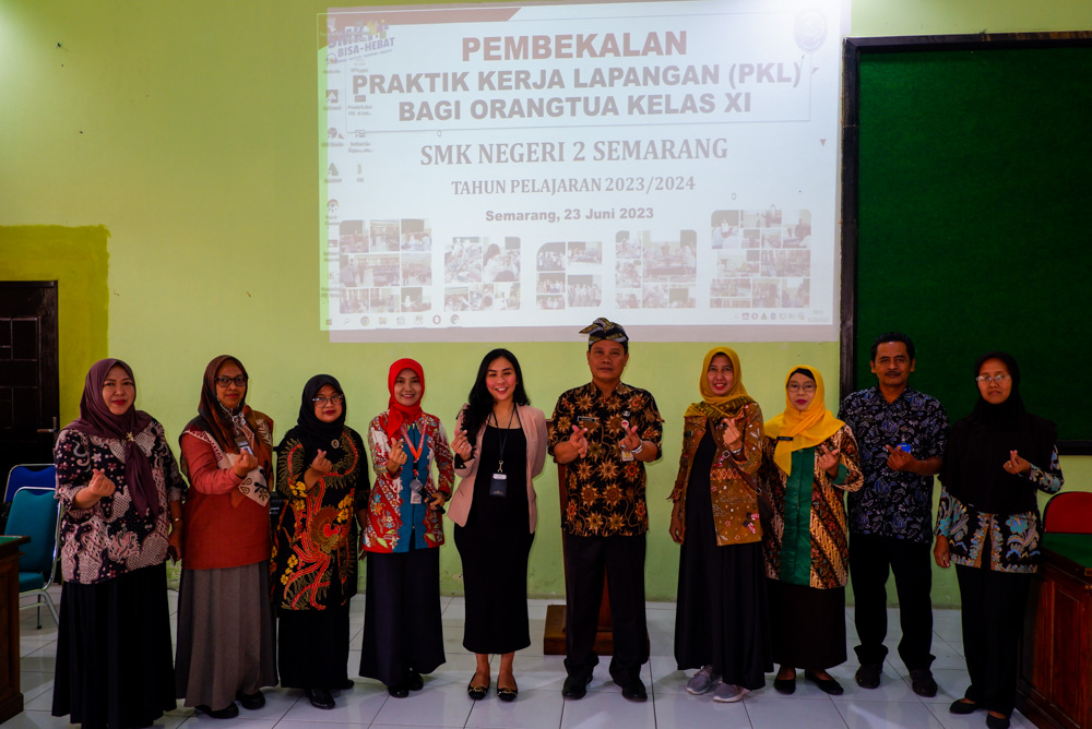 Kegiatan Pembekalan PKL SMKN 2 Semarang Kegiatan Pembekalan PKL SMKN 2 Semarang