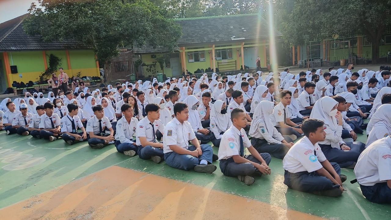 MPLS Awal Perkenalan dengan SMA N 16 Semarang