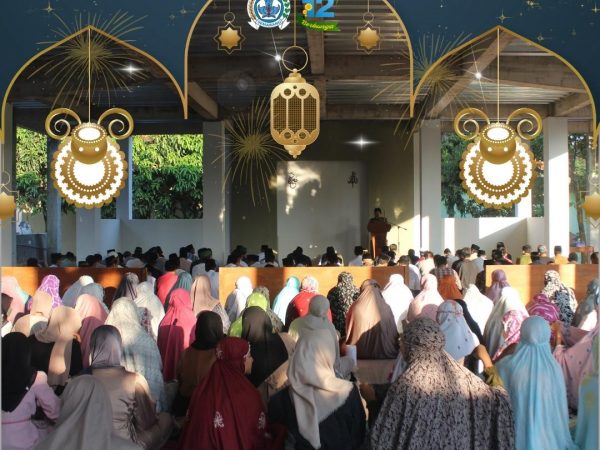 SMAN 12 Semarang: Bergandeng Tangan Peduli Sosial Melalui Latihan Berqurban SMAN 12 Semarang: Bergandeng Tangan Peduli Sosial Melalui Latihan Berqurban