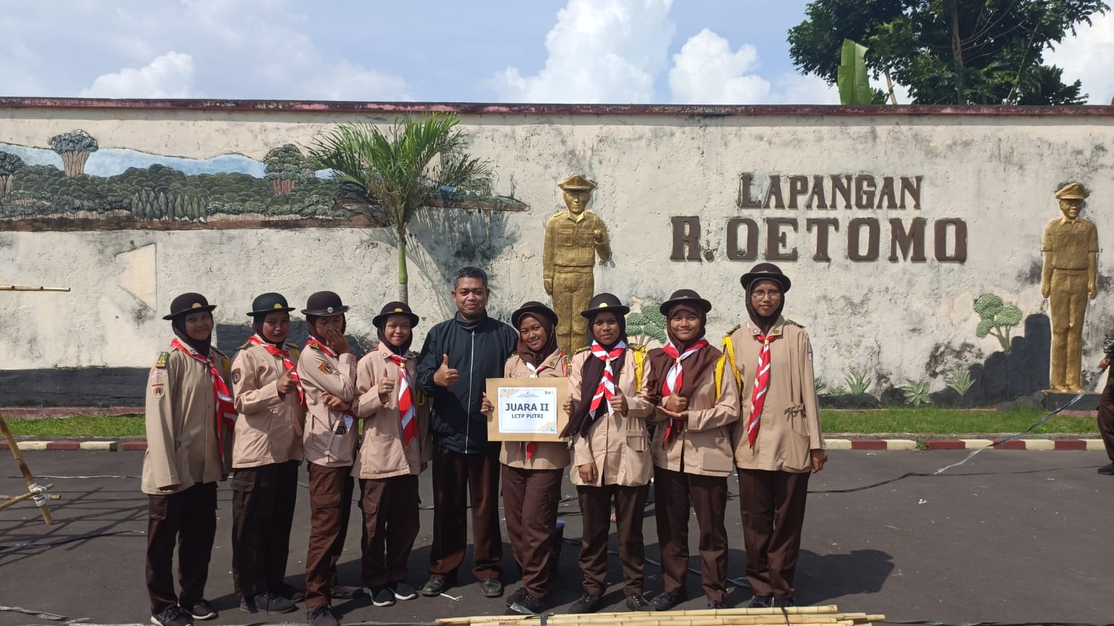 Pramuka Ajarkan Untuk Selalu Berusaha Walaupun Dirasa Mimpi Kita Tak Mungkin Diraih Pramuka Ajarkan Untuk Selalu Berusaha Walaupun Dirasa Mimpi Kita Tak Mungkin Diraih