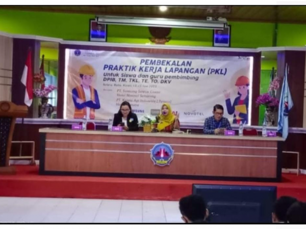 PT. Samsung dan Hotel Novotel membersamai siswa SMKN 4 Semarang dalam Pembekalan PKL