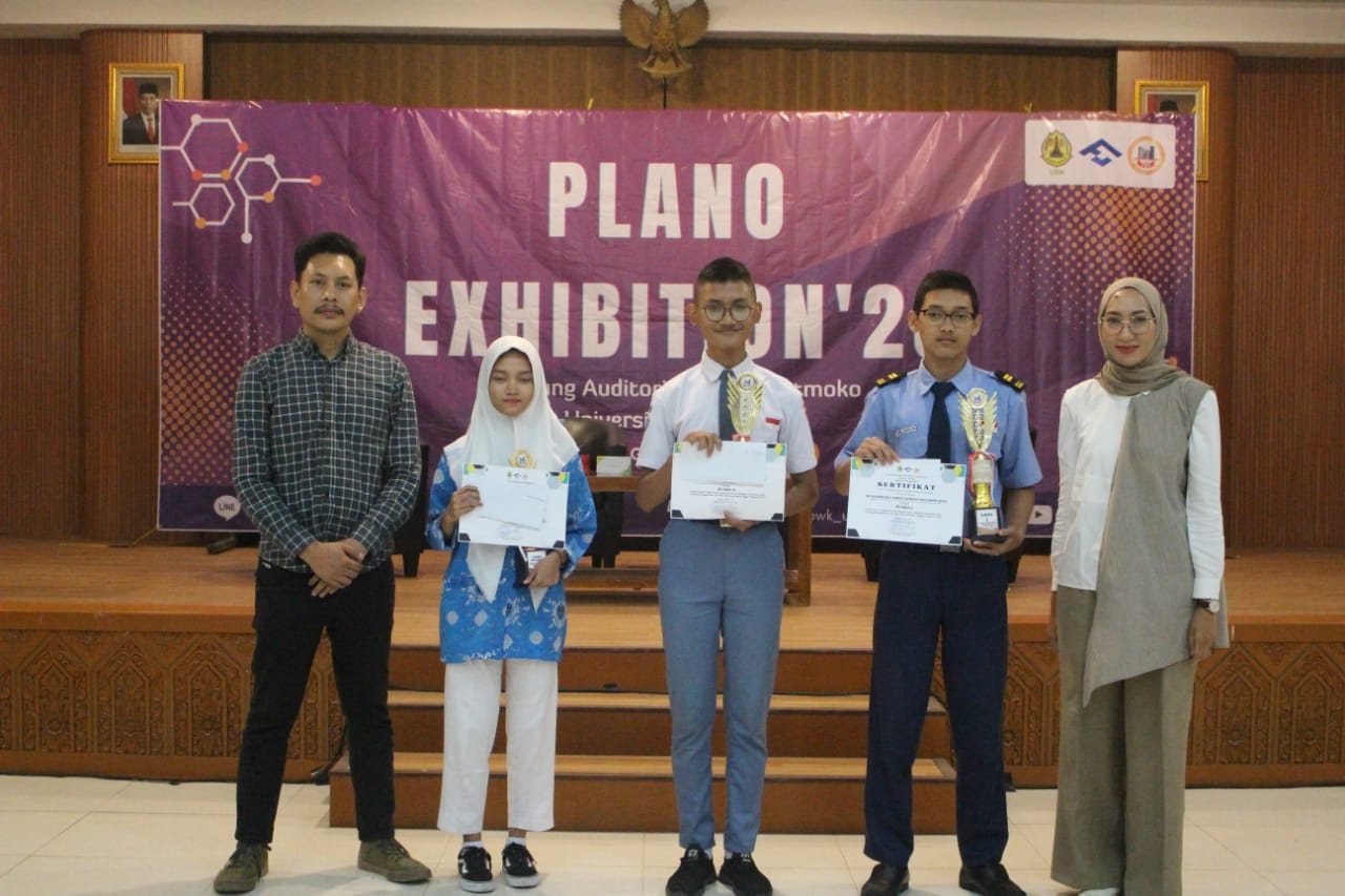 SMK Negeri 10 Semarang Raih Penghargaan Juara 3 dalam Ajang Plano Competition 2023