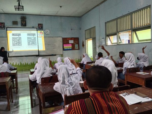 Implementasi Pembelajaran Berdiferensiasi Pada Pelajaran Ekonomi SMAN 16 Semarang Implementasi Pembelajaran Berdiferensiasi Pada Pelajaran Ekonomi SMAN 16 Semarang
