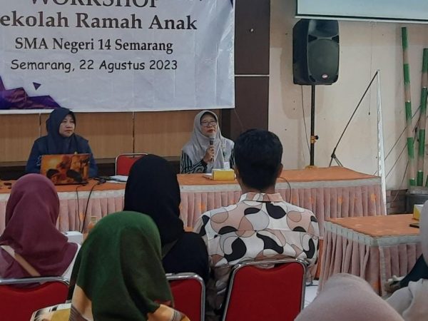 Undang Wali Murid, SMAN 14 Semarang Sosialisasikan Sekolah Ramah Anak