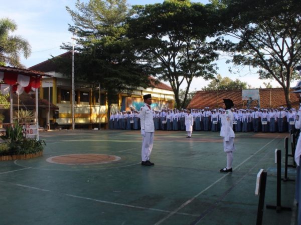 Peringatan Ulang Tahun ke-78 Republik Indonesia Dirayakan Meriah di SMAN 12 Semarang