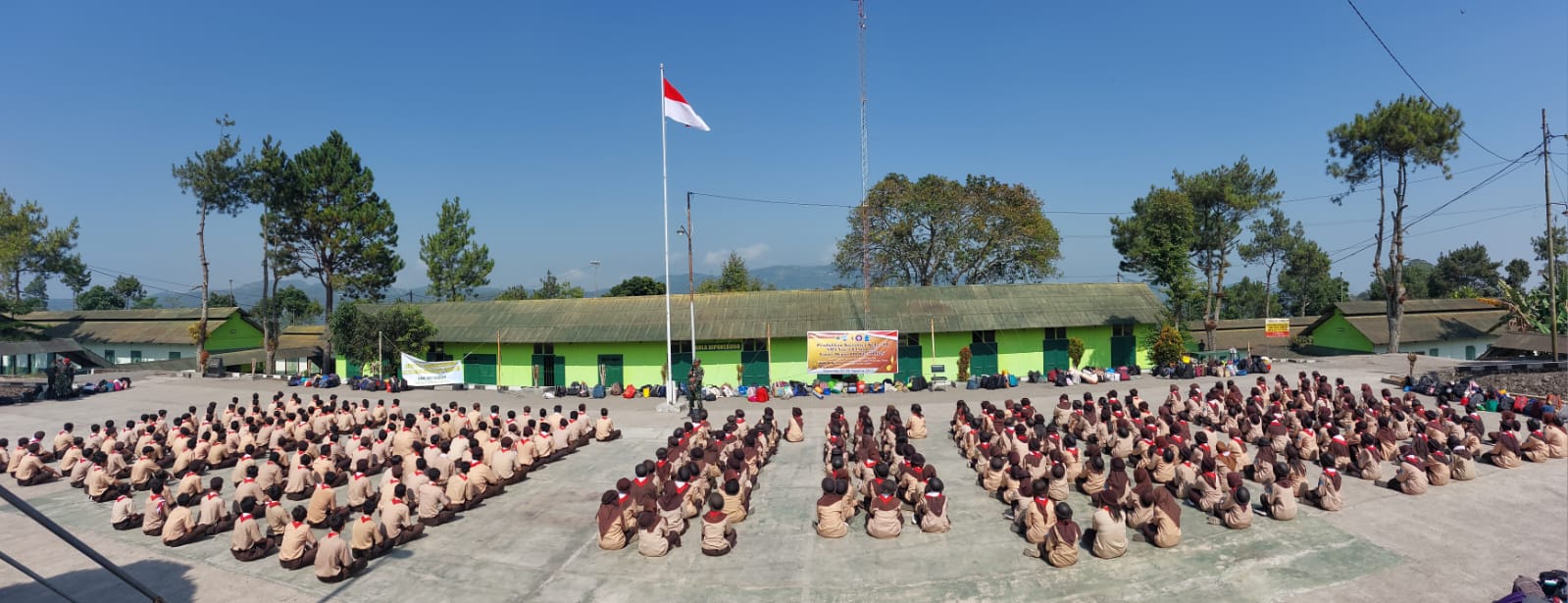 SMAN 14 Tanamkan Pendidikan Karakter melalui Outing Class