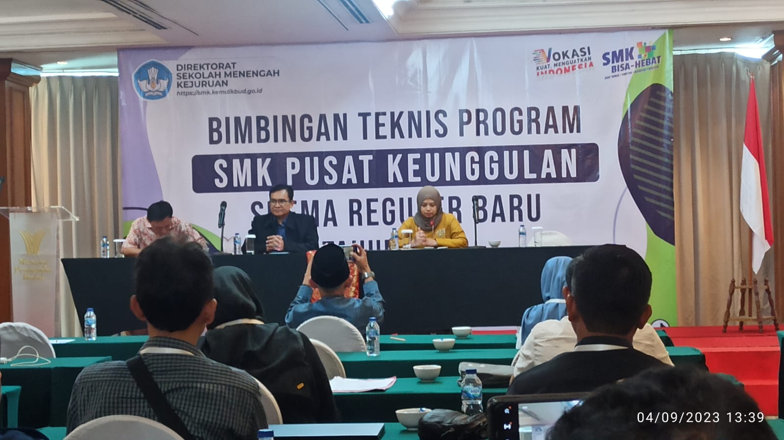 SMKN 10 Semarang Hadir Dalam Bintek SMK Pusat Keunggulan