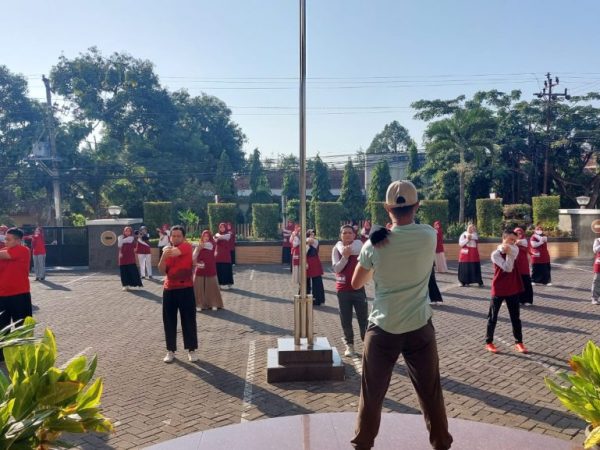 Semangat Guru dan Karyawan SMAHA dalam HAORNAS 2023
