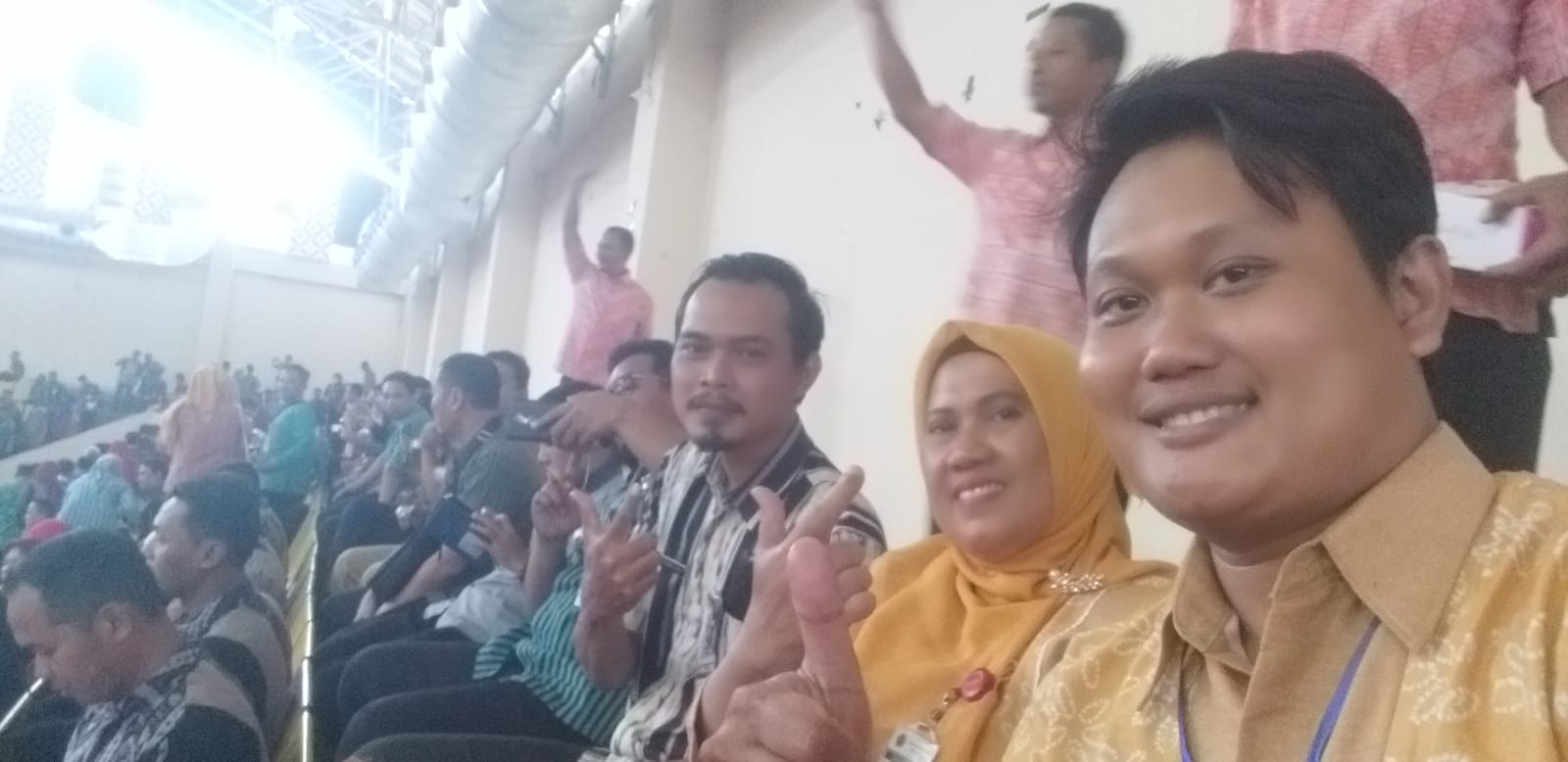 Perwakilan Guru SMAN 14 Penuhi Undangan Bapak Gubernur Jawa Tengah
