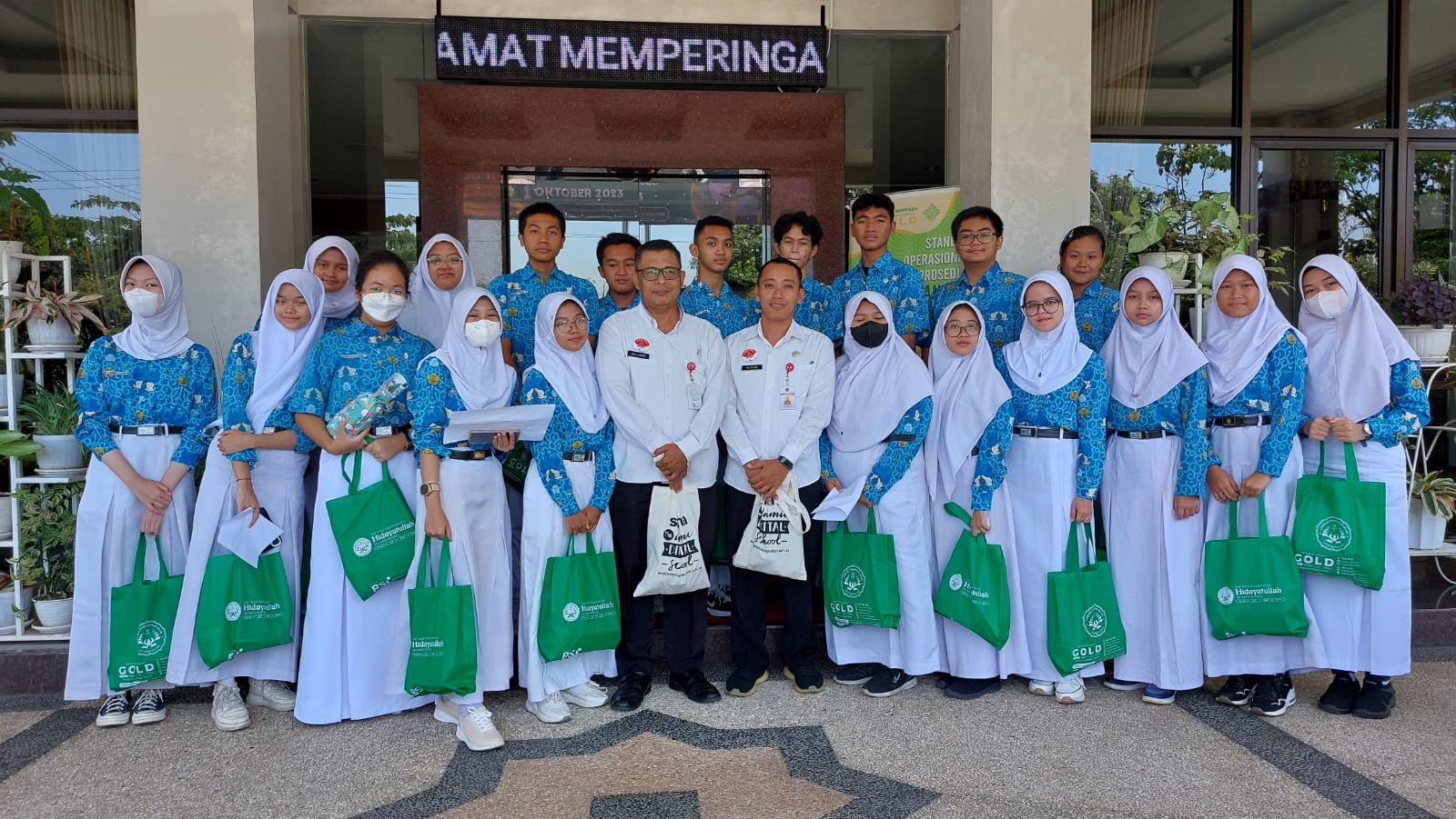 SMAHA Gandeng SMPN 27 Class Tour 2023