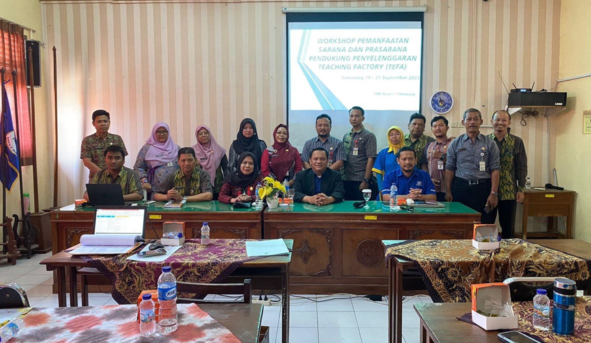 Workshop Pemanfaatan Sarpra Pendukung Penyelenggaraan TEFA di SMKN 3 Semarang