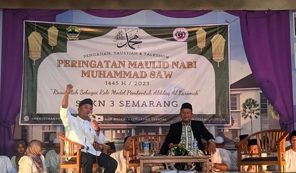 Meneladani Akhlaq Al Karimah Maulud Nabi Muhammad SAW 1445 H