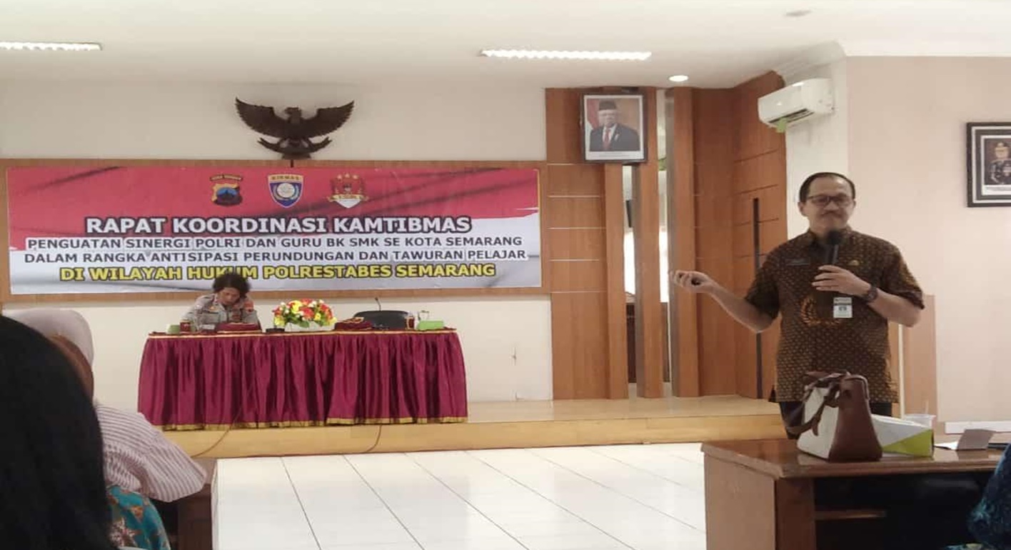 Gerak Hebat! Koordinasi Terpusat Satbinmas Polrestabes Semarang dengan Guru BK SMK Untuk Ciptakan Lingkungan Belajar Kondusif
