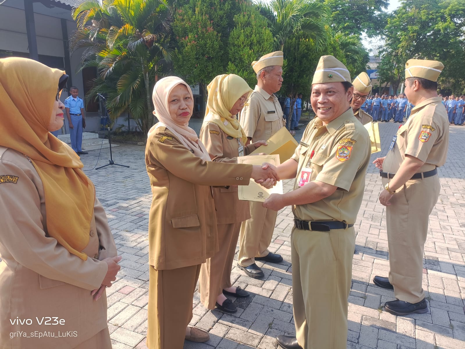 Guru dan Karyawan SMKN 10 Semarang Naik Pangkat Berkat Program GGM