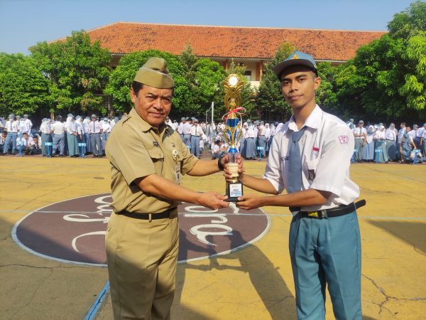 SMK Negeri 5 Semarang Raih Juara 3 USM Engineering Fair 2023: Autocad Competition se-Jawa Tengah