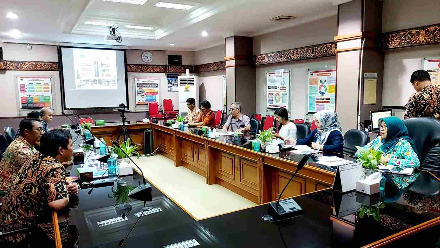 SMKN 10 Semarang Ikuti Rapat Koordinasi Terkait Upaya Penghapusan Akun Sosial Media Penyulut Kekerasan
