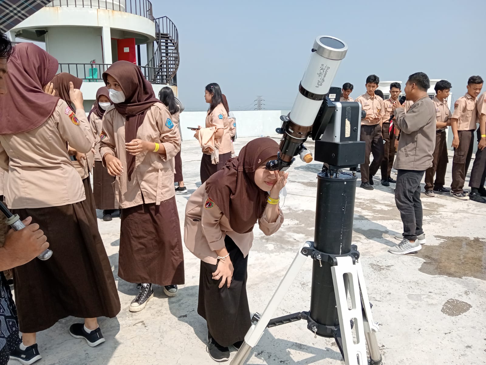 Kunjungi Planetarium UIN Walisongo Semarang, Siswa SMAN 14 Belajar Tentang Perbintangan