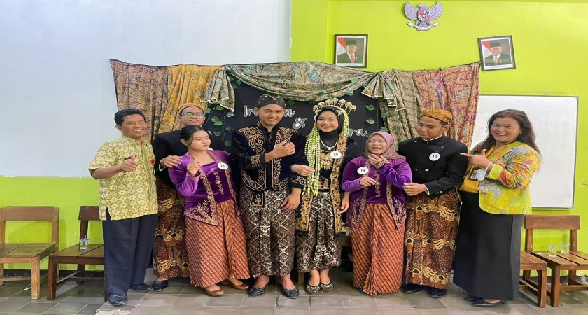 Pernikahan Berkolaborasi di SMKN 2 Semarang