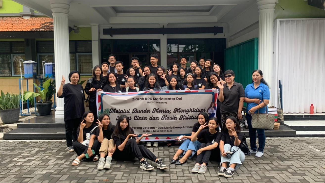 Ziarah KRK Maria Mater Dei SMKN 2 Semarang