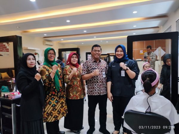 Perkuat Kompetensi Peserta Didik Berkebutuhan Khusus Kerjasama SLBN Semarang Dengan SMKN 6 Semarang Perkuat Kompetensi Peserta Didik Berkebutuhan Khusus Kerjasama SLBN Semarang Dengan SMKN 6 Semarang