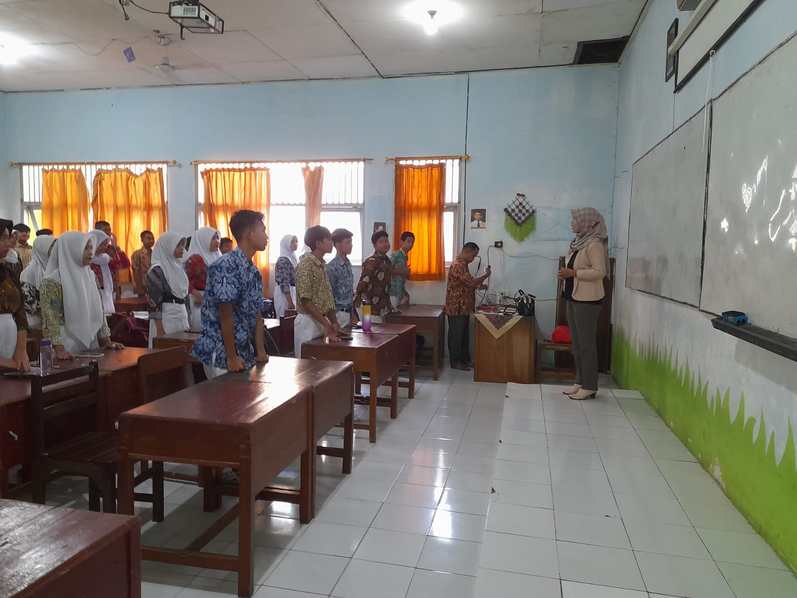 Wali Murid Mengajar: Kolaborasi Nyata Untuk Pendidikan yang Berkualitas