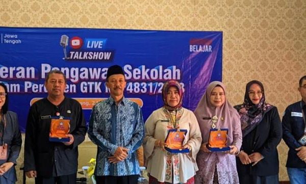 SMKN 3 Semarang Tuan Rumah Talkshow BBGP Jawa Tengah : Peran Pengawas Sekolah dalam Perdirjen GTK No. 4831/2023