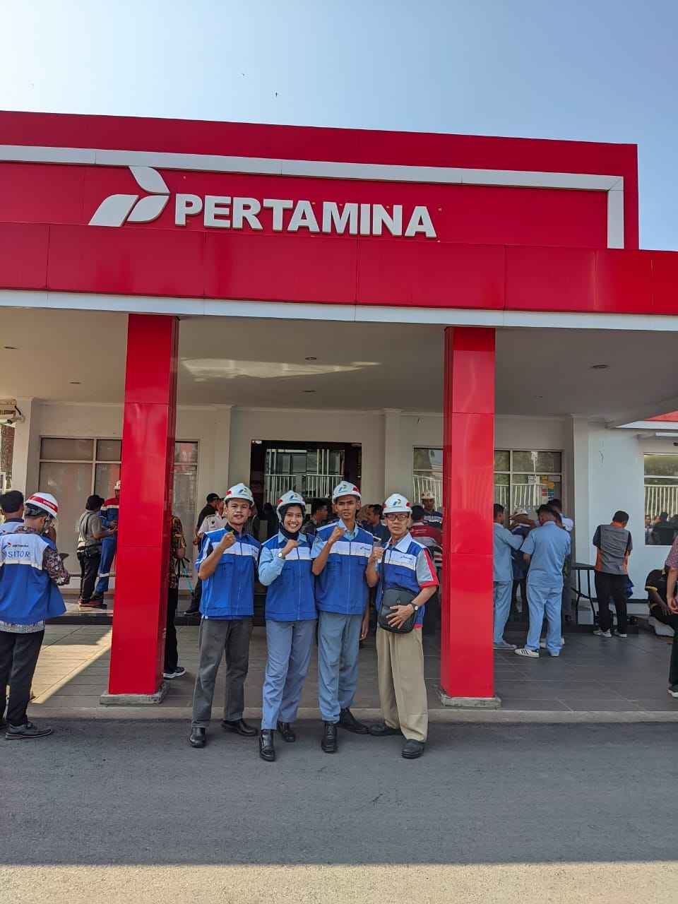 SMKN 10 Semarang Jurusan TBSM Kunjungi Production Unit Cilacap: Menyingkap Proses Produksi Oli PT. Pertamina Lubricants