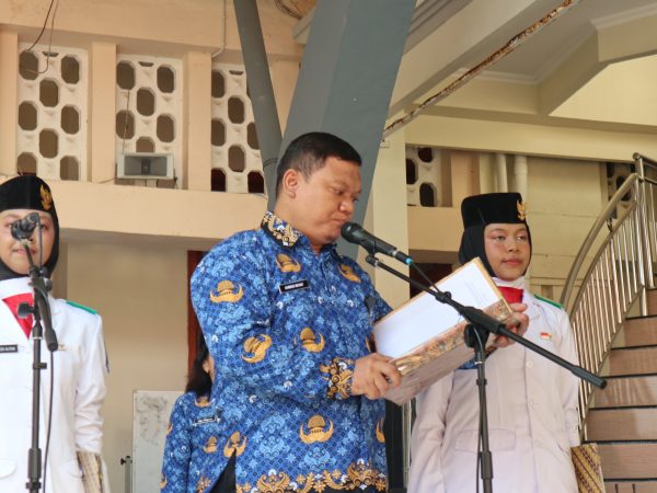 Pesan Pahlawan Upacara 10 November 2023 di SMAN 5 Semarang