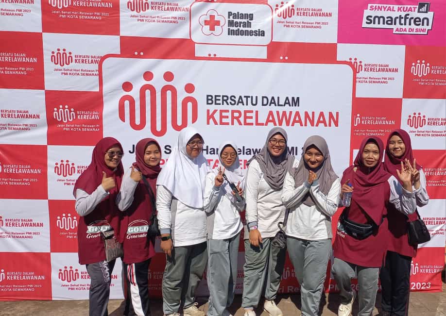 Perwakilan SMAHA Ikuti Jalan Sehat PMI