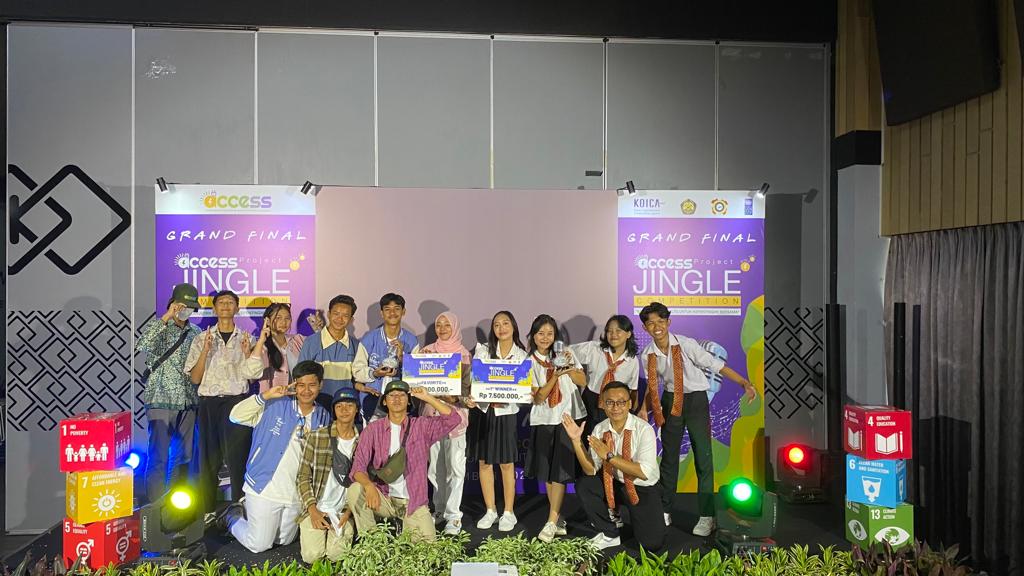 Jingle Karya Siswa SMAN 1 Tuntang Menang di Event Acces Project PLTS Kementrian ESDM Jingle Karya Siswa SMAN 1 Tuntang Menang di Event Acces Project PLTS Kementrian ESDM