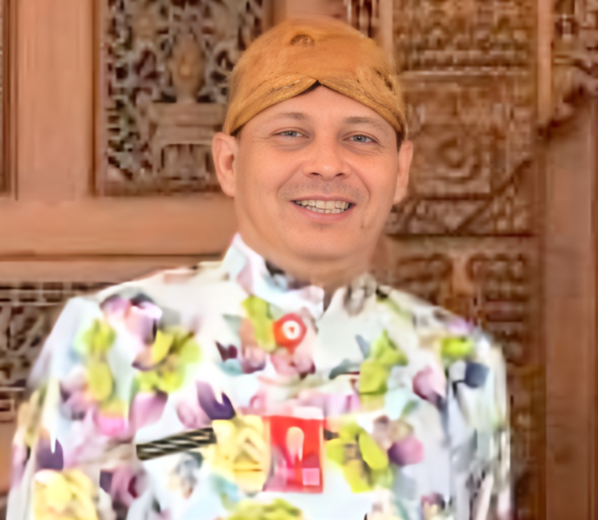 "Six Thinking Hats" Dalam Membangun SMKN 10 Semarang