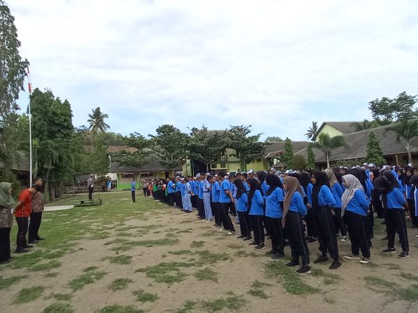 Pembinaan Tertib Berlalu Lintas di SMKN 1 Kaliwungu, Kanit Lantas Tekankan Keselamatan Jalan Raya