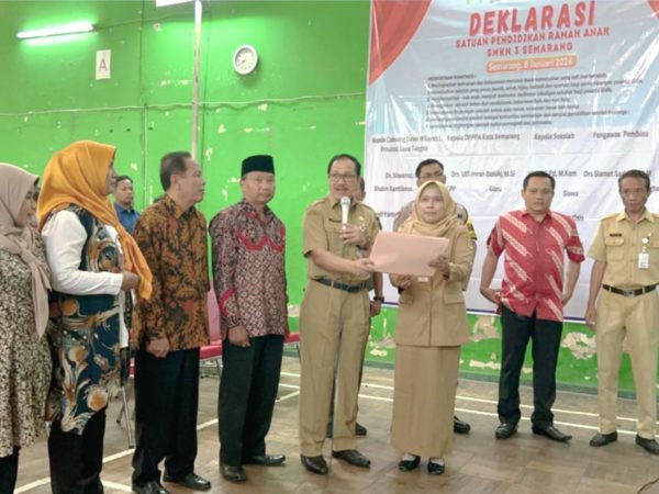 Deklarasi Sekolah Ramah Anak Tahun 2024 SMK Negeri 3 Semarang Deklarasi Sekolah Ramah Anak Tahun 2024 SMK Negeri 3 Semarang