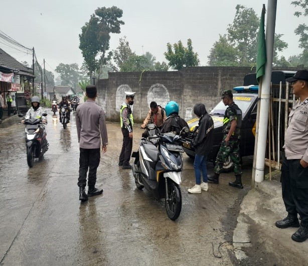 Aksi Nyata Penertiban Knalpot Tidak Sesuai Spesifikasi Teknis Aksi Nyata Penertiban Knalpot Tidak Sesuai Spesifikasi Teknis