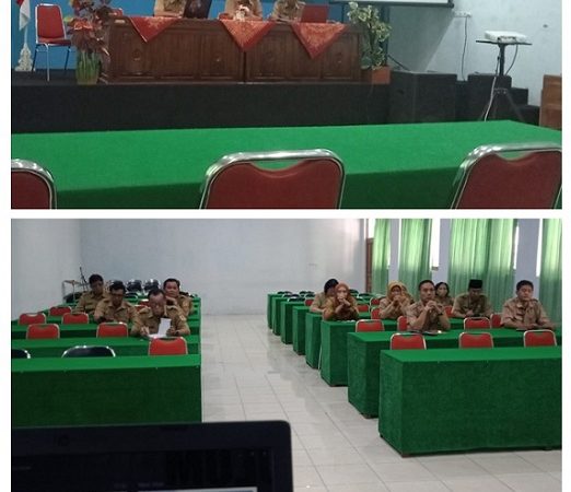 Bergerak Bersama dalam Komunitas Belajar SMK Negeri 10 Semarang Bergerak Bersama dalam Komunitas Belajar SMK Negeri 10 Semarang