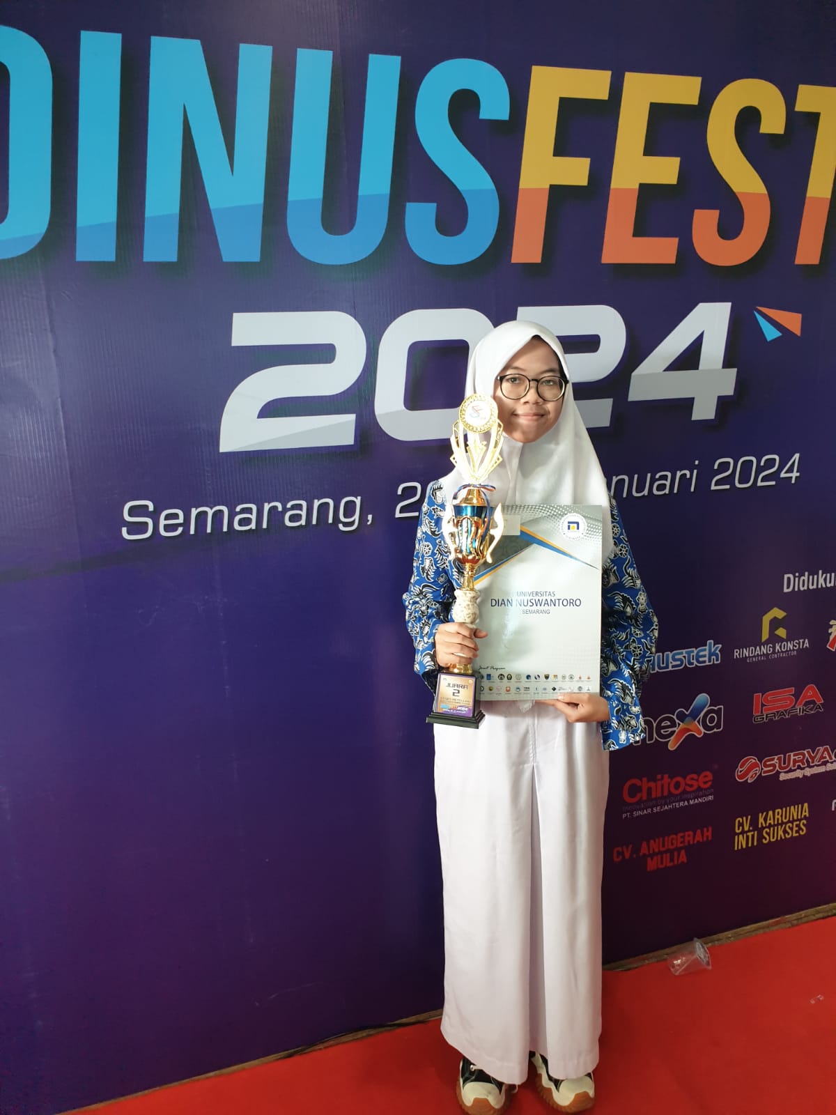 Azzahra Khesya Putri Wardani Kembali Raih Juara 2 Story Telling Bahasa Inggris Tingkat Nasional