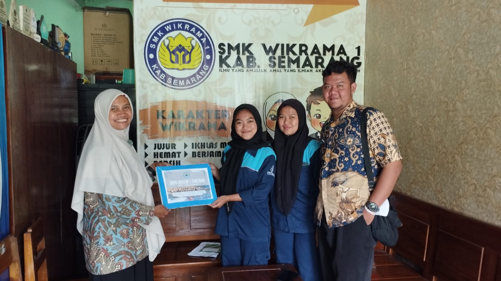 SMKN 1 Tuntang Peduli Demak-Grobogan