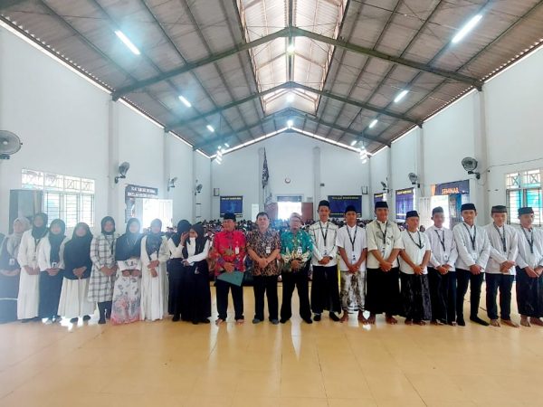 SMKN 10 Semarang dan Rohis SMK Kota Semarang Gelar Bersholawat untuk Memperingati Isra' Mi'raj & Marhaban ya Ramadhan