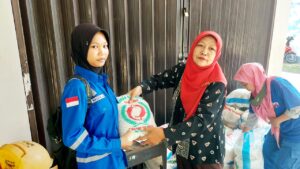 SMKN 10 Semarang Salurkan Bantuan untuk Korban Banjir dari Pemprov Jateng