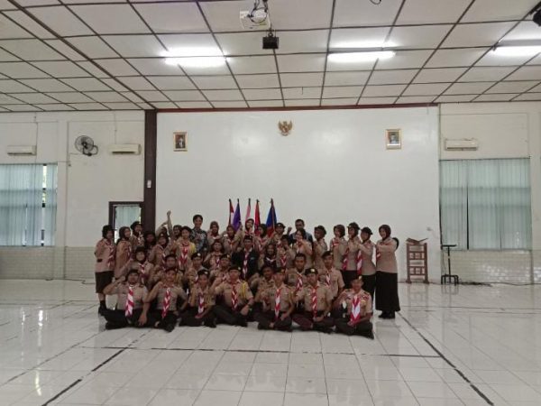 Latihan Gabungan Antara SMK Negeri 10 Semarang dan SMA PL Don Bosko: Membangun Kolaborasi dan Pengalaman