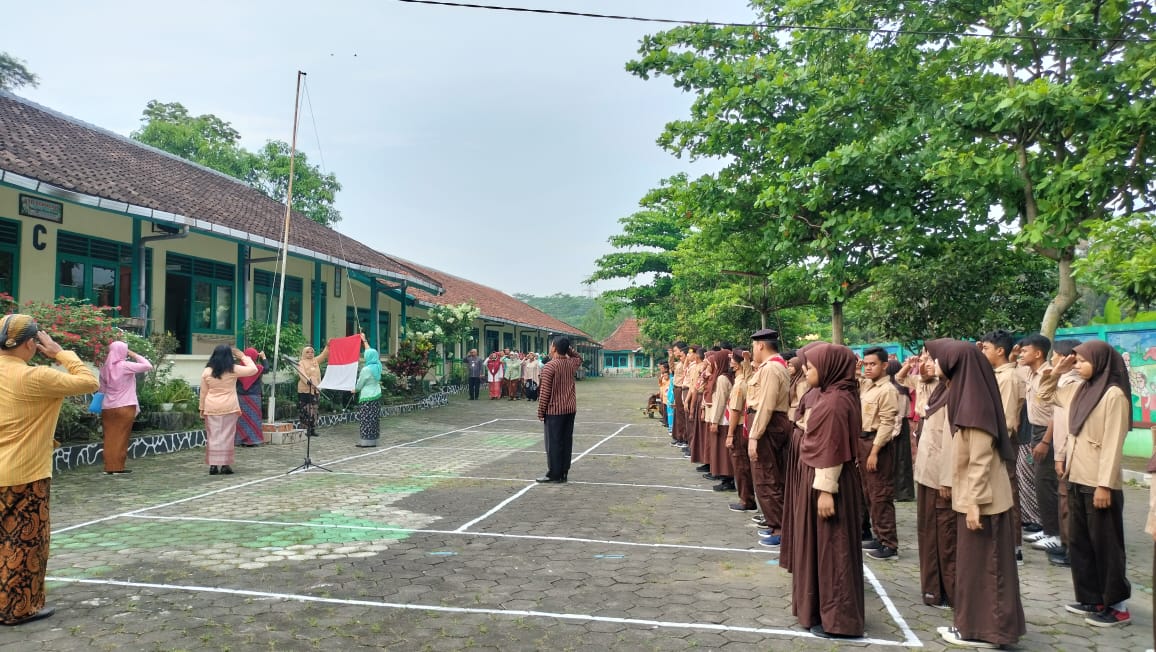Upacara Hardiknas Tahun 2024 di SLBN Ungaran