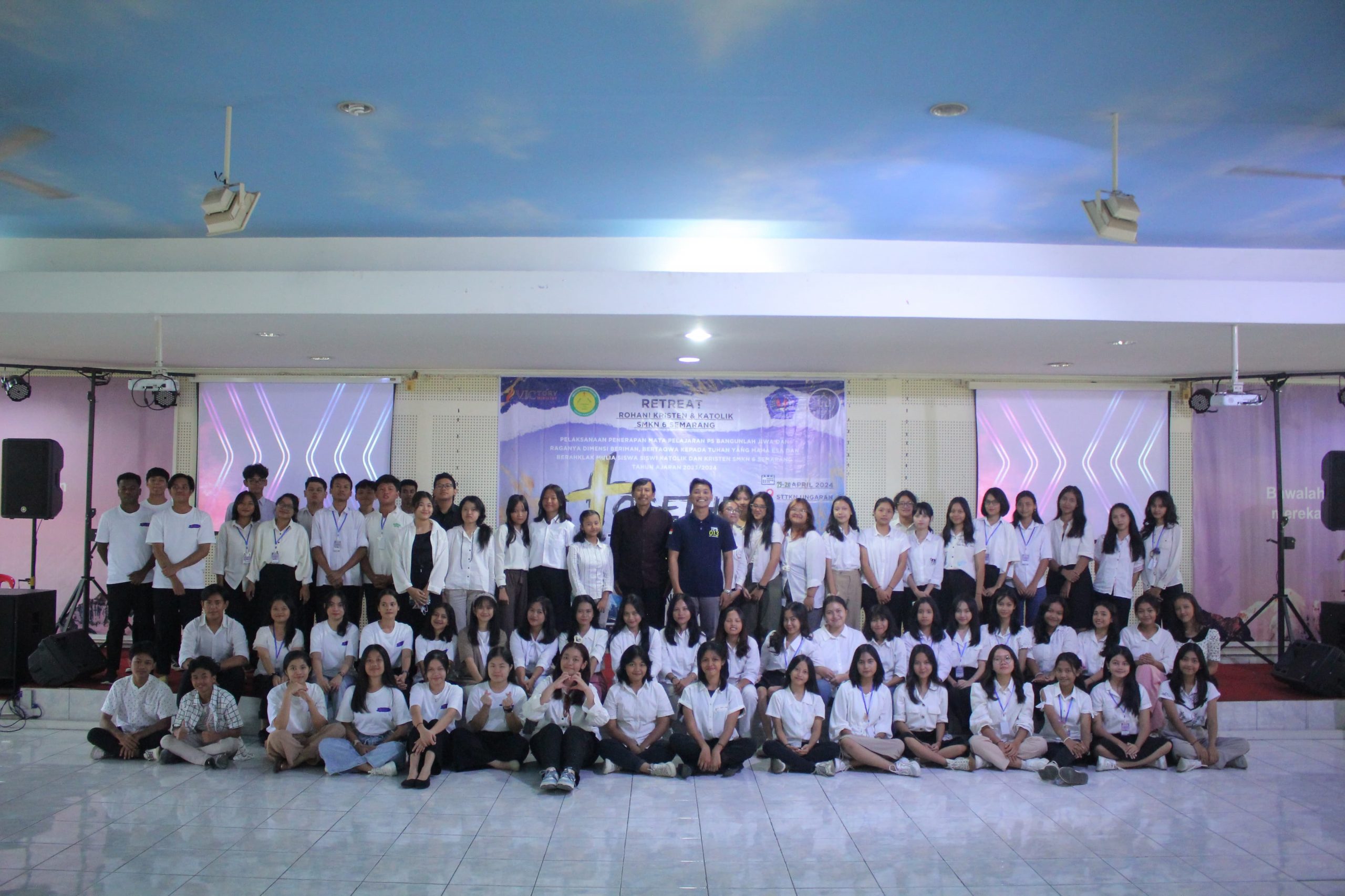 Retret Oleh Rokatris SMKN 6 Semarang