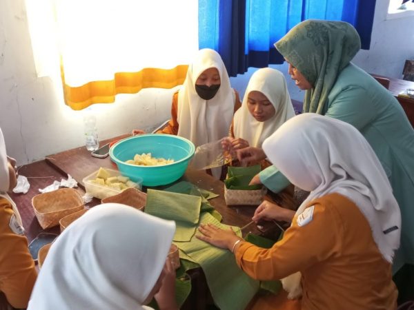Mengasah Ketrampilan Akuntansi Lewat Praktik Kewirausahaan di SMK Teuku Umar Semarang